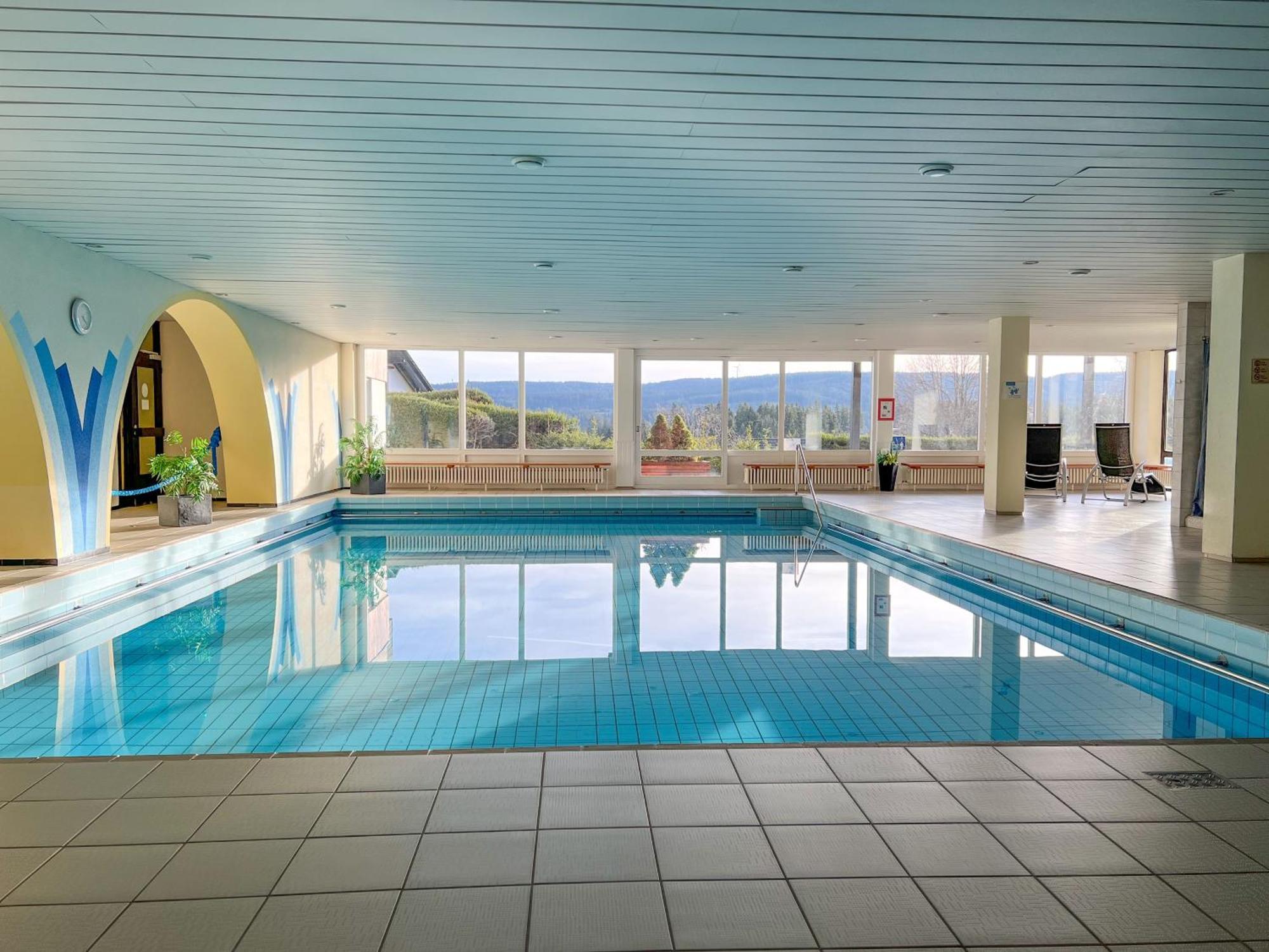 Feldbergblick Mit Schwimmbad Und Sauna เลนซ์เคียร์ช ภายนอก รูปภาพ